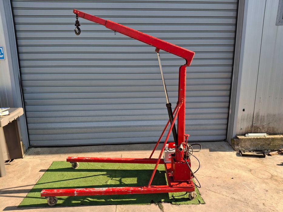 Електрически хидравличен кран тип жираф 12 V