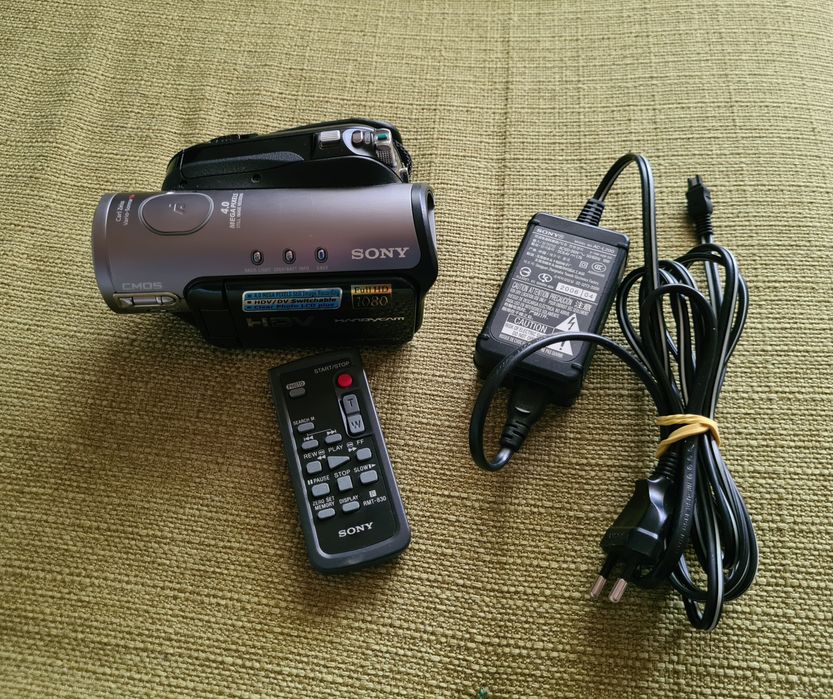 Camera Video Sony HDRHC3 HDV MiniDV Full HD 1080 ClujNapoca • OLX.ro