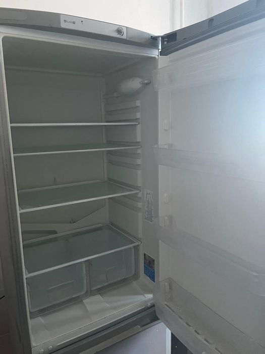 Холодильник  индезит