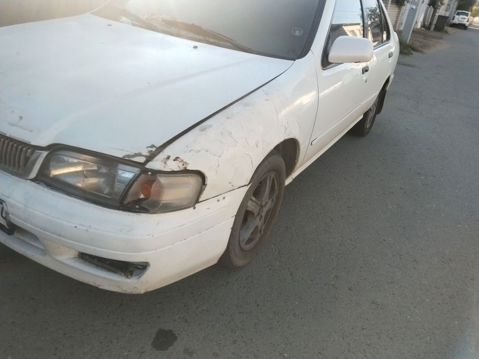 Продам Ниссан требуется ремонт