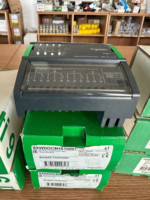 Modul Schneider Electric SpaceLogic DO-FC-8-H 8