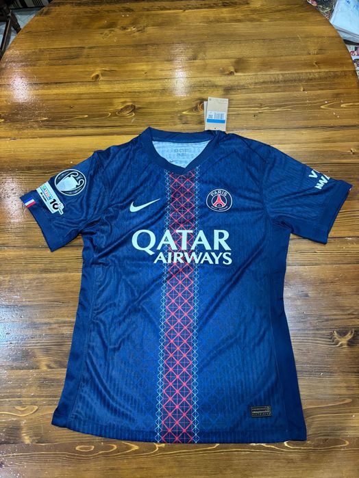 Футболни тениски