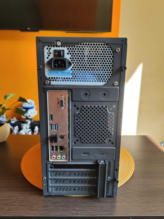 Офис компютър MSI H410 / G5905 / 8GB DDR4 / 240GB SSD + клавиатура и мишка