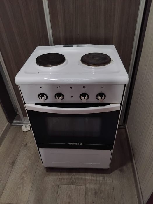 Продам электроплиту Мечта