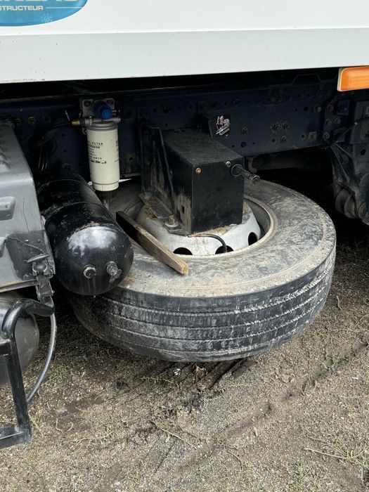 Тягач фура рефрежиратор