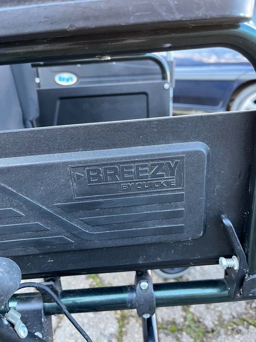 Ръчна инвалидна количка Breezu