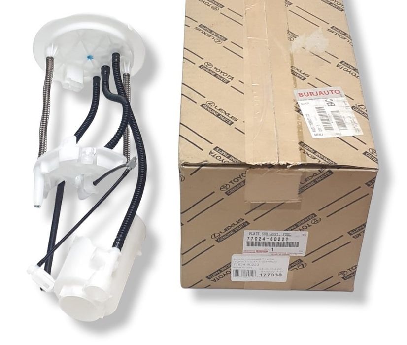 Бензанасос в сборе  Топливный насос  на Toyota Land Cruiser 200 на