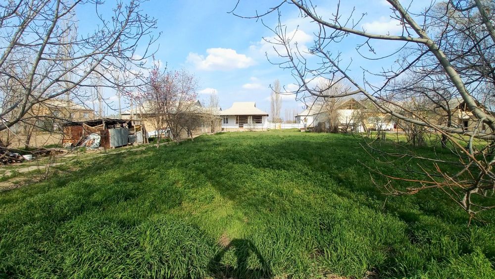 Guliston shahri ulg'obodda  hovlili uy sotiladi