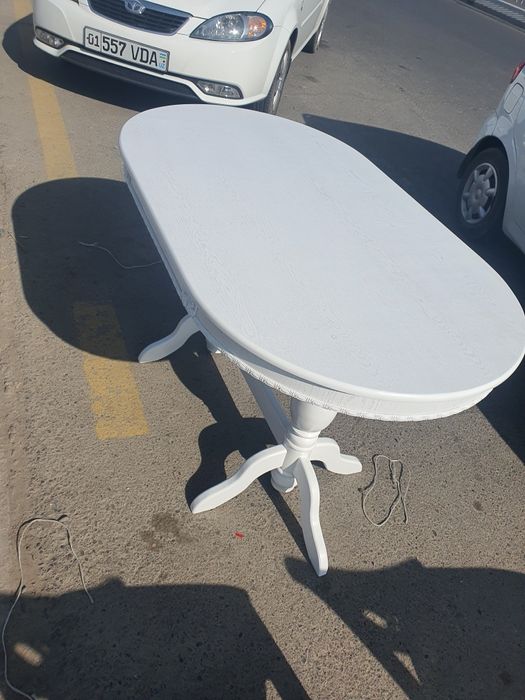 стол для вашего удобства в доме