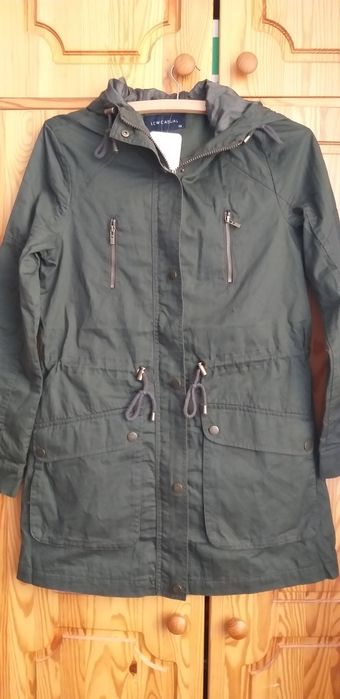 Парка летняя для подростков 46 размера.