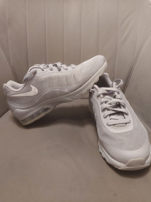 Nike Air Max Invigor