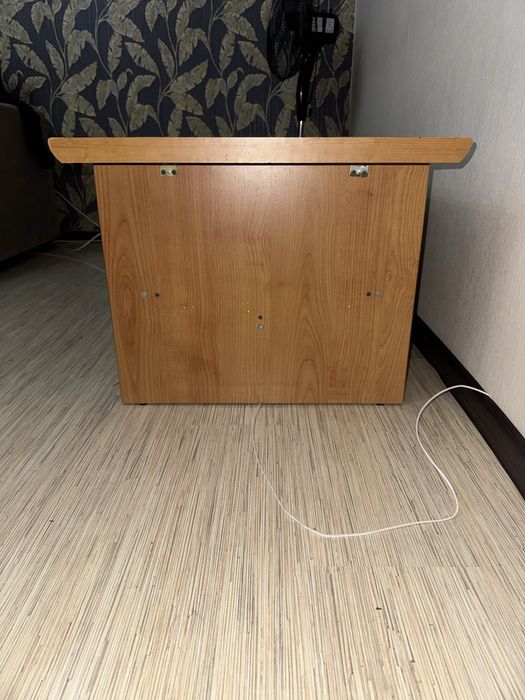 Журнальный столик