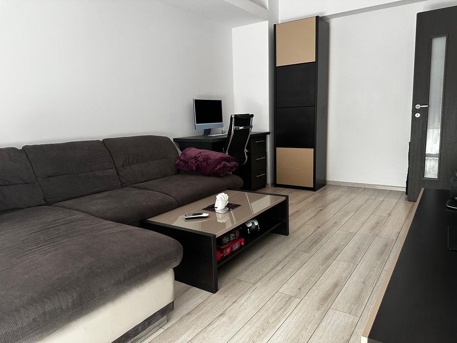 Vand apartament.