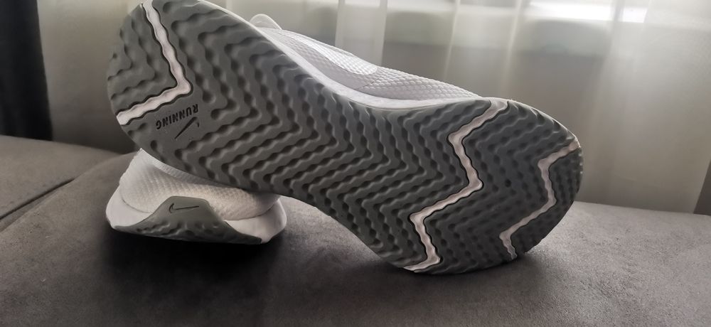 Маратонки  Nike унисекс