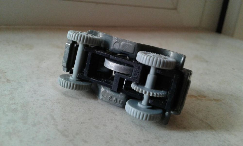 играчки киндер