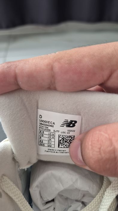 Adidași New Balance 9060 #eur42