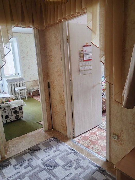 Продам двухкомнатную  квартиру