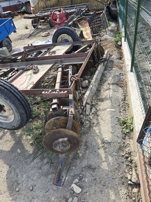 Vând disc și presă/balotieră gallignani model 2500