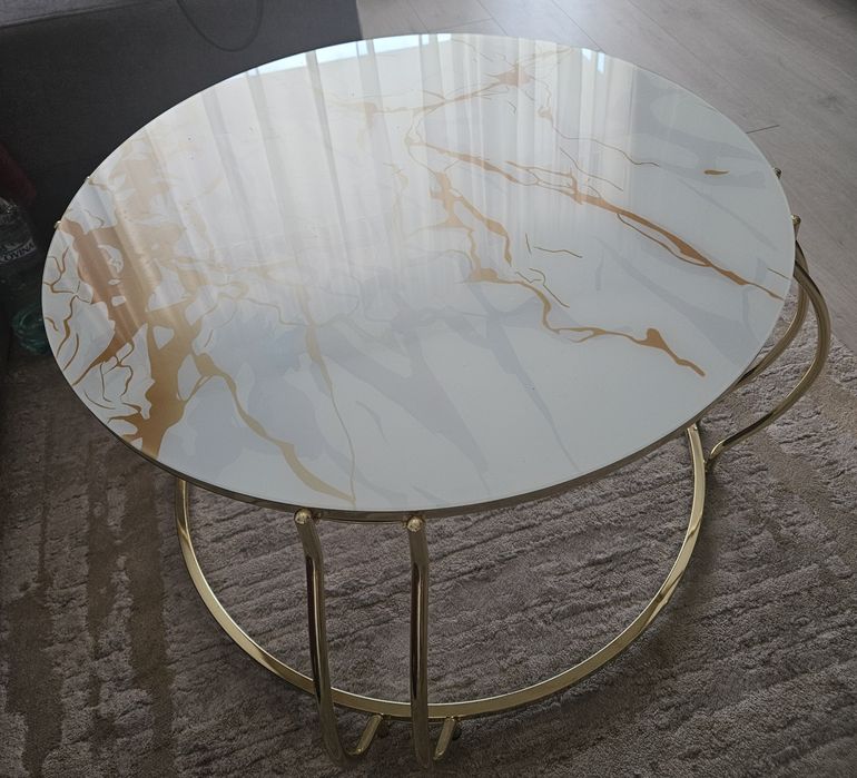 Masuta cafea impecabila