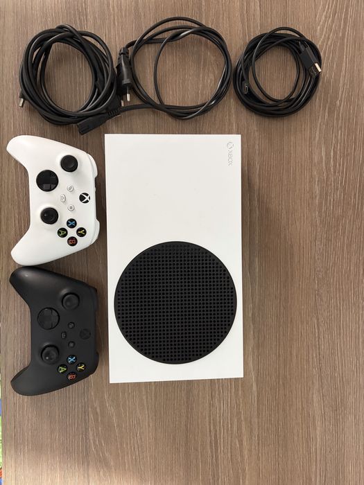 Vand sau schimb XBOX Series S 512GB