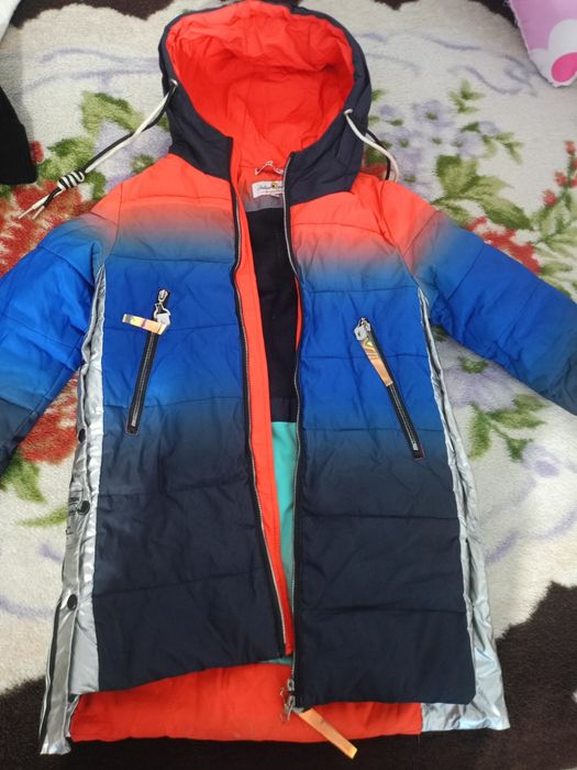 Тёплые куртки срочно продам