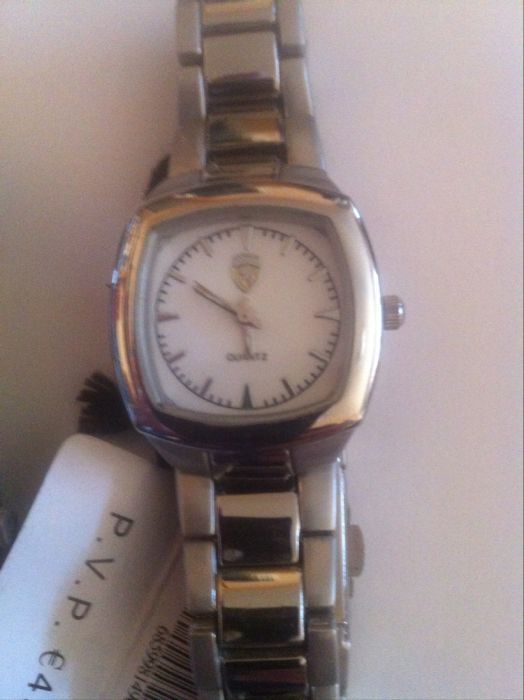 ceas cu quartz- LEON made in spain