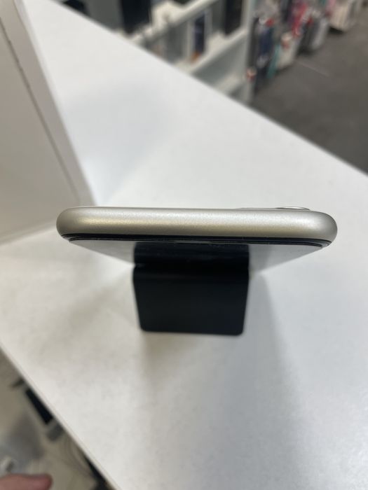  iPhone 11 64GB Folie+Cablu Cadou Garantie/Factura MAGAZIN..