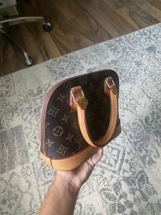 Geanta Louis Vuitton