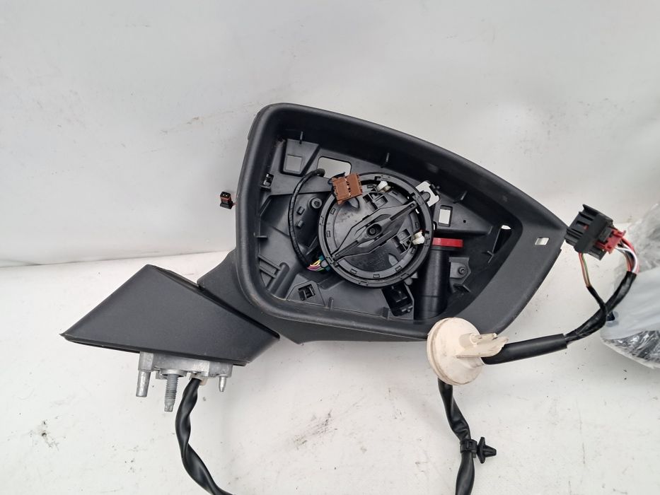 Огледало Seat Ateca Ibiza Tarraco Polo Leon4