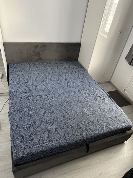 Pat dublu king size 165x205 cu spatiu depozitare