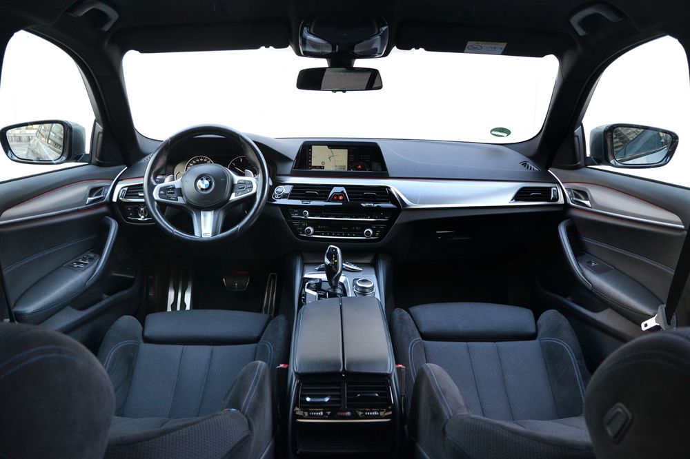 BMW Seria 5 G30 M Paket 4x4 520d 190cp Eur6 Lane Side Garanție Moduri