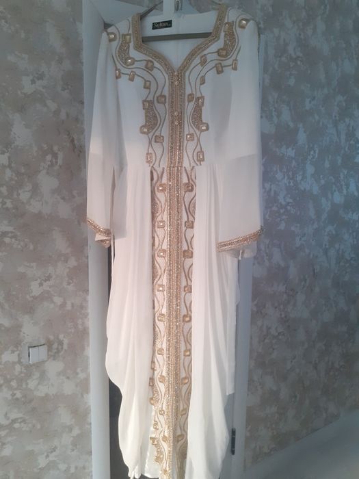 Вечерний платье размер-52