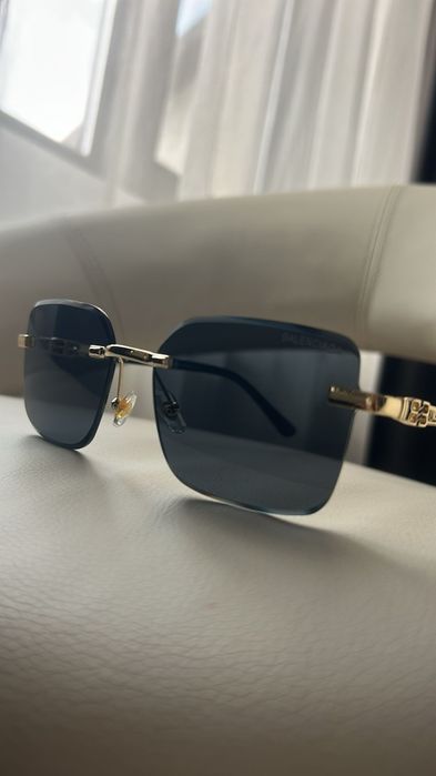 Ochelari de soare Balenciaga model nou vara