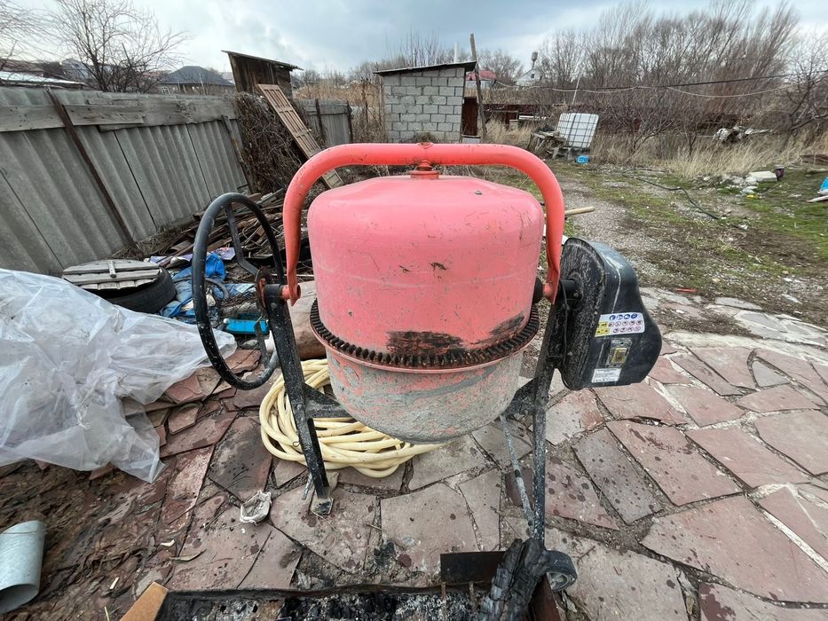 Бетонамешалка бу