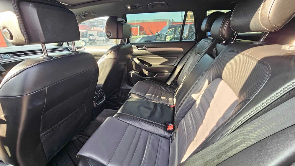 VW Passat R-Line 4x4 Full