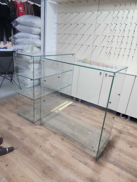 Vitrine de expunere marfa