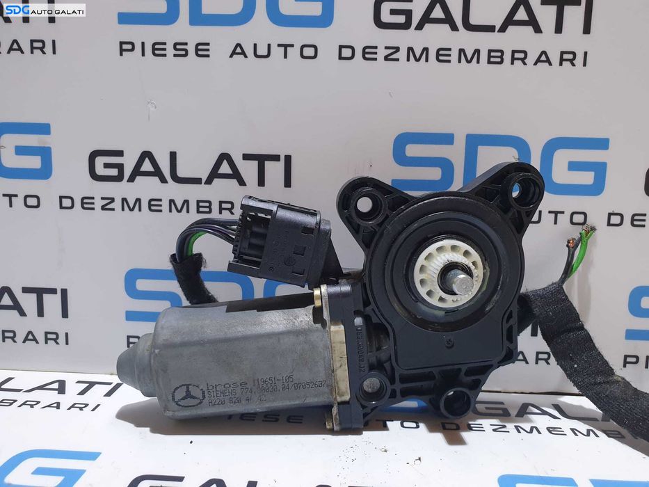 Motoras Geam Macara Electrica Usa Portiera Stanga Fata Mercedes Clasa C Class W203 2000 - 2007 Cod A2208204642 [AV1649]