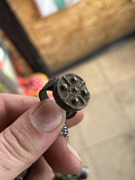 Продавам Пръстени