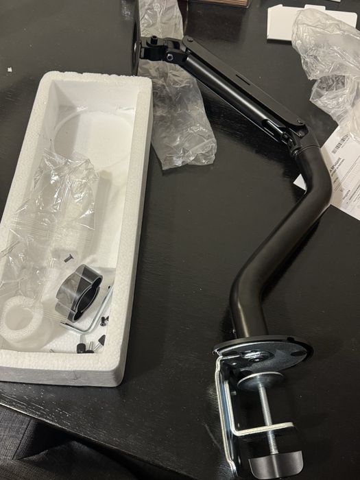 Стойка за монитор