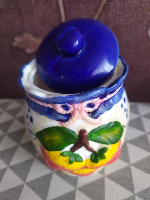 Продам горшочки (керамика)