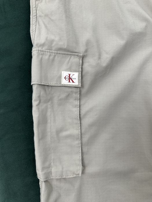 Pantaloni Calvin Klein marimea L