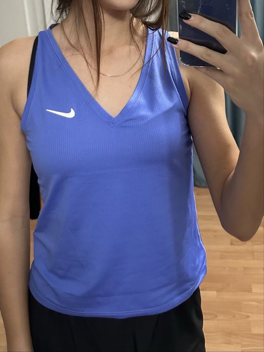 Теннисные майки