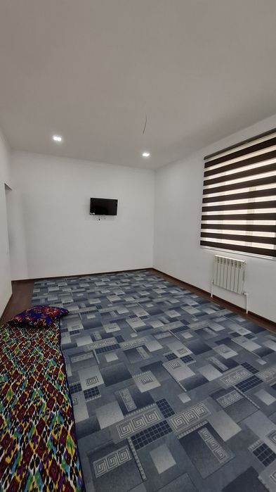 Тезда 5микраёнда  1хона 5этаж кирпичный квартира сотилади