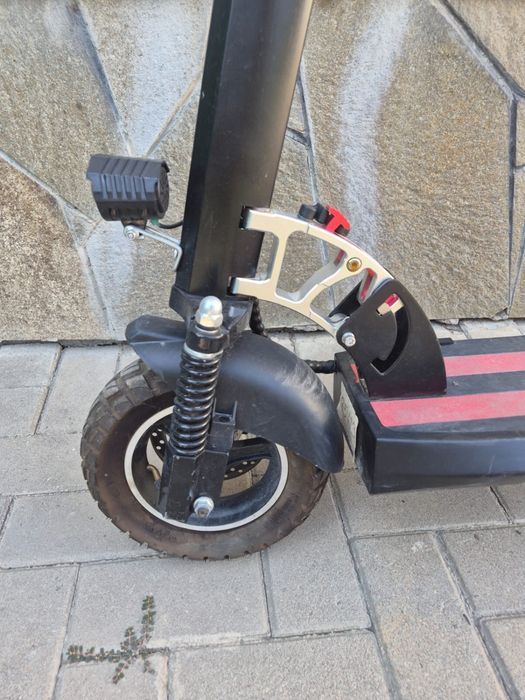 Продам электросамокат