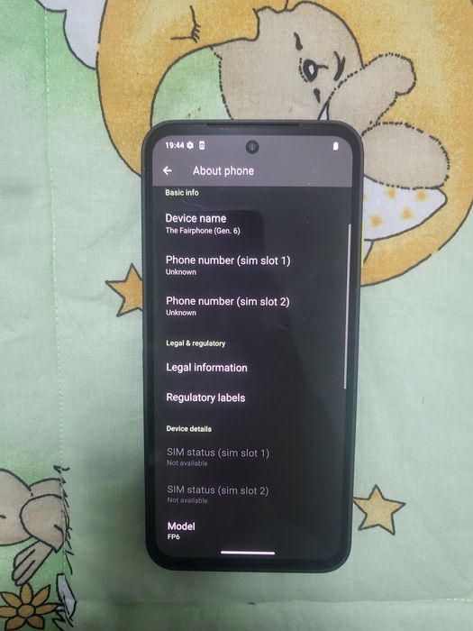 Vând iphone 17 pro si Fairphone 6, telefoanele sunt noi.