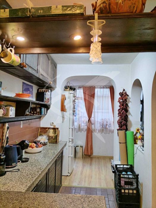 Продава се Многостаен апартамент в Бургас, Възраждане - 113 кв.м за 1549 €/кв.м - Снимка #13