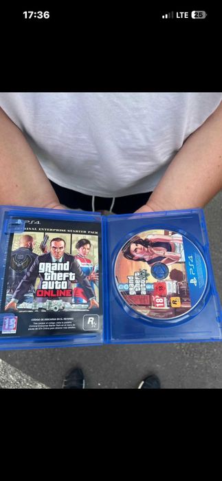 vand joc GTA 5 Premium Edition original ps4.stare foarte buna pret 70 lei galati