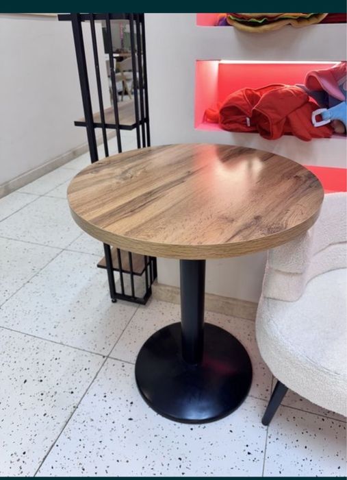 Стол 15000.  4 штук бар