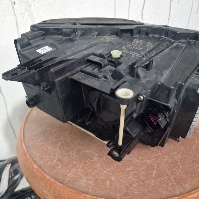 Audi Q4 E-tron matrix  2023 ляв фар