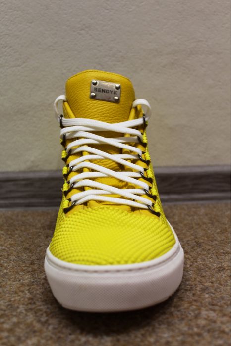 НОВИ Високи обувки BENDYK номер 46